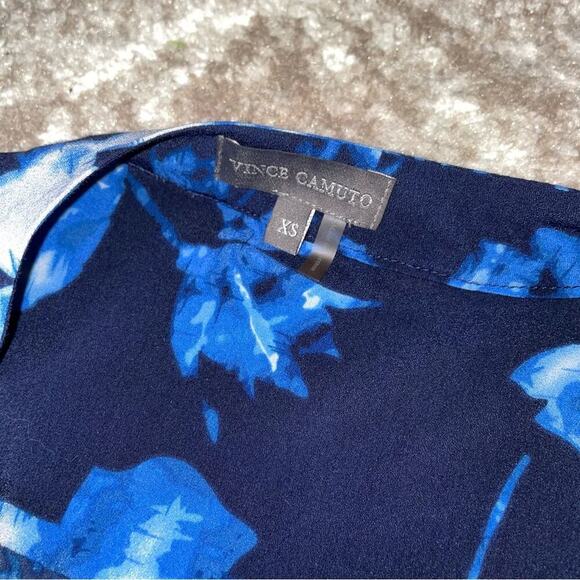 Vince Camuto Top Long Sleeve By Vince Camuto Size XS two tone blue wrap blouse - Picture 7 of 8